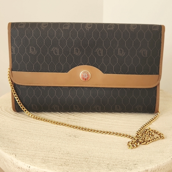 DIOR authenticated Christian Dior Honeycomb Chain Bag - Picture 1 of 10